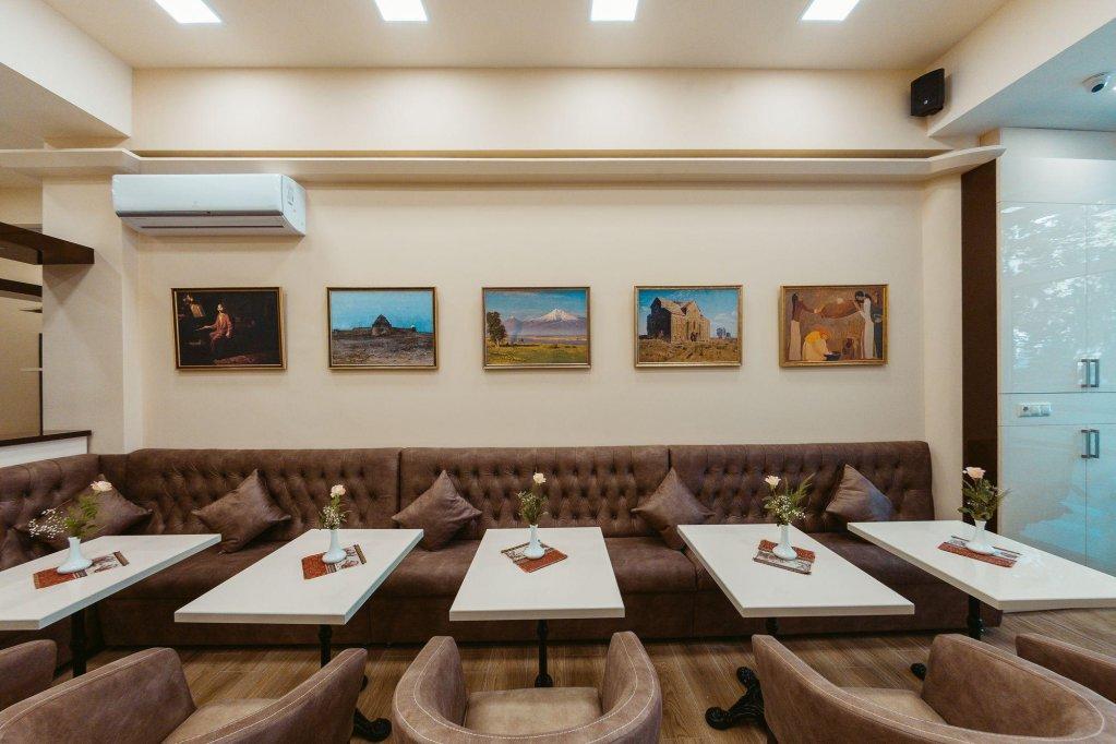 L'Image Art Hotel 예레반 외부 사진