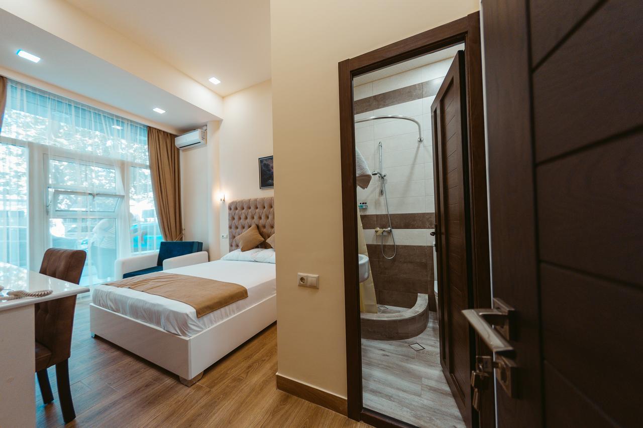 L'Image Art Hotel 예레반 외부 사진