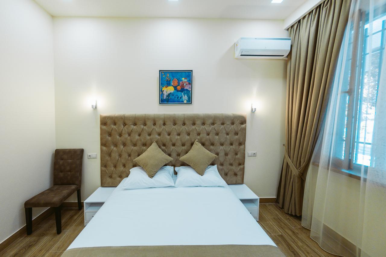 L'Image Art Hotel 예레반 외부 사진
