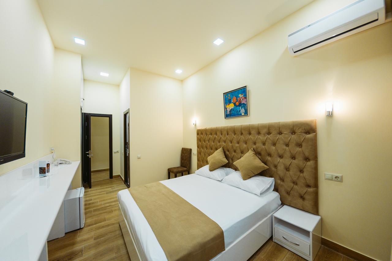 L'Image Art Hotel 예레반 외부 사진