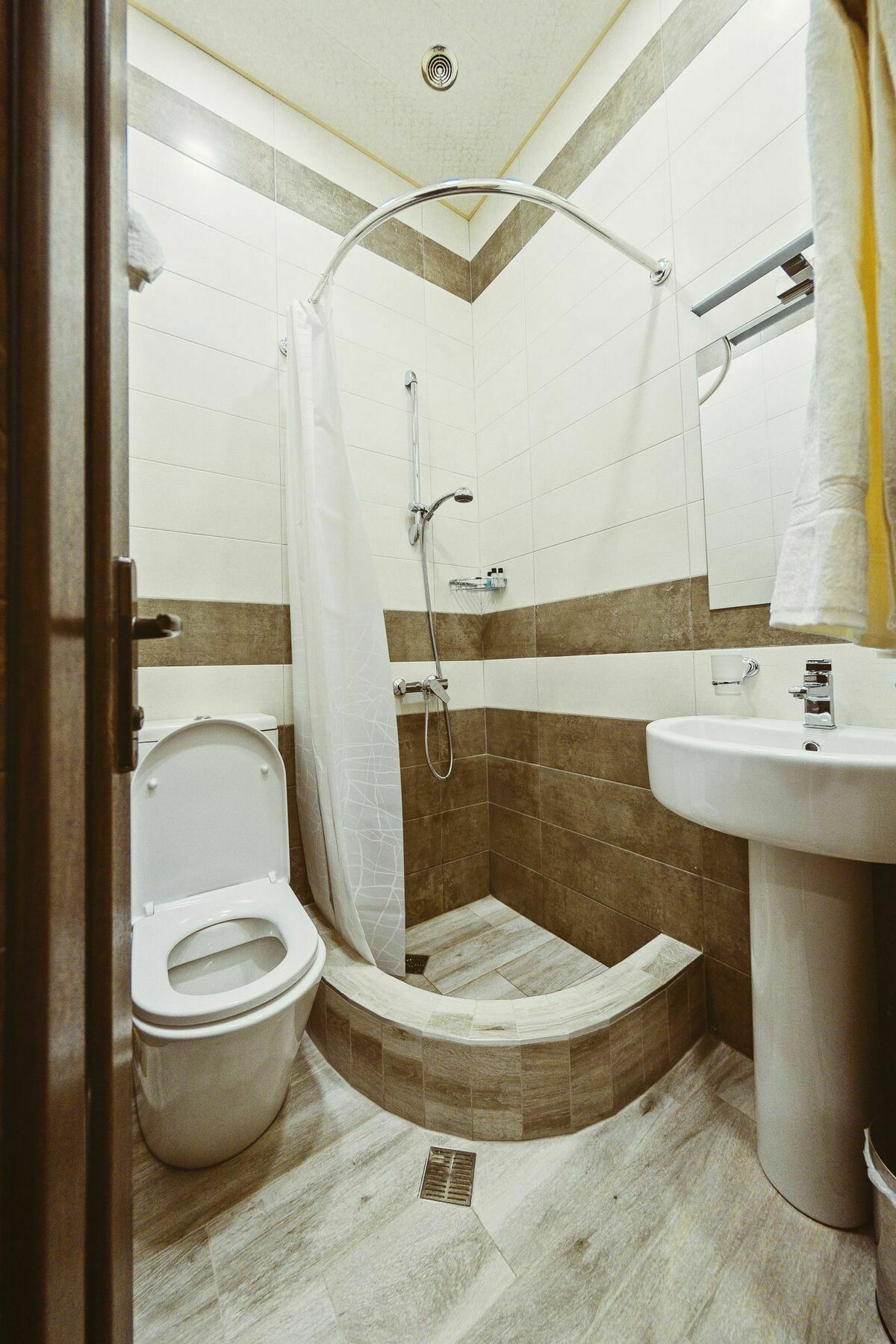 L'Image Art Hotel 예레반 외부 사진